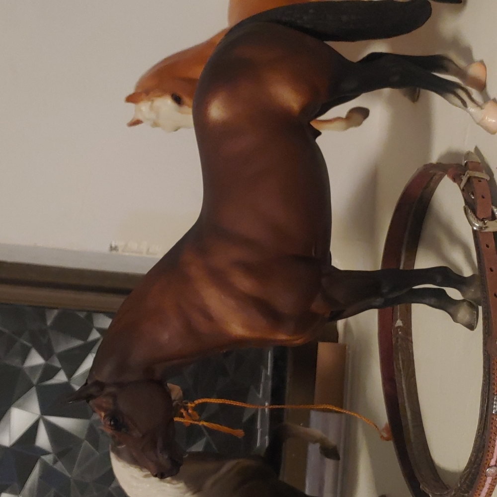 Breyer horses - Picture 6 of 8